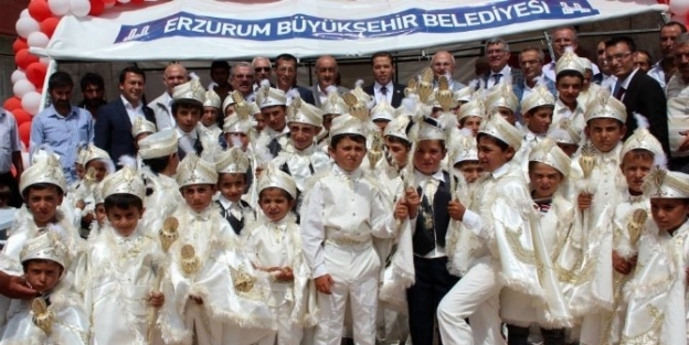 Çat’ta Sünnet Şöleni Etkinliği