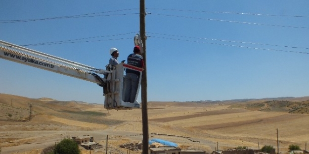 Dedaş Yezidi Köylerinde Çalişma Başlattı