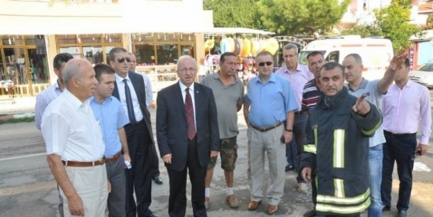 Tekirdağ Büyükşehir Belediye Başkanı Kadir Albayrak Kumbağ’da Çikan Yangın Sonrası İncelemelerde Bulundu
