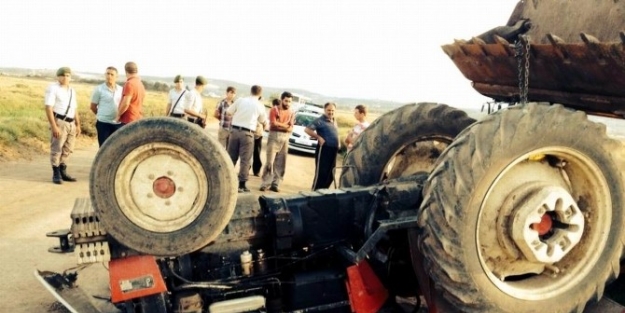 Devrilen Traktörün Altında Kalan Öğrenci Öldü