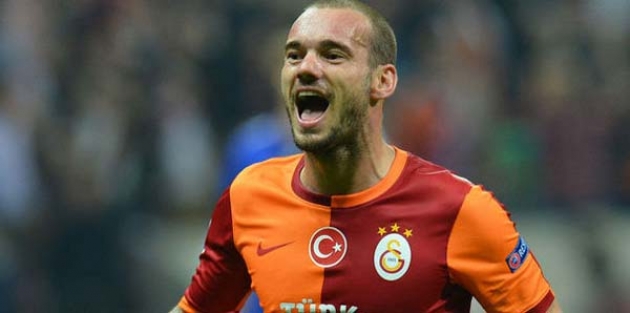 Sneijder Galatasaray'ın çılgın teklifini kabul etti