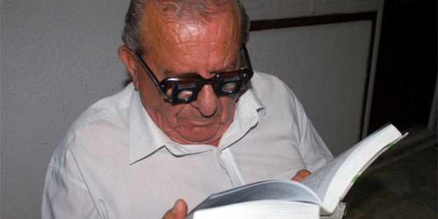 82 yaşında mezun oldu