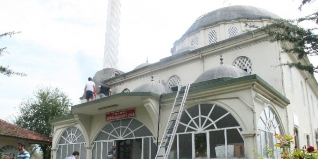 Camide Yangın Çikti, Köylü Seferber Oldu