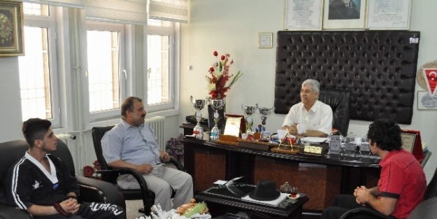 Alpagu Sporcusu Ümit Can Doğan’dan Ziyaret