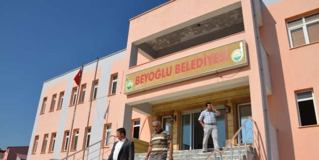 Beyoğlu Eski Belediye Binası İmam Hatip Ortaokulu Oldu