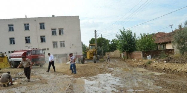 Kiraz’ın Başkanı Şengül 30 Yıllık Yol Çilesine Son Verdi