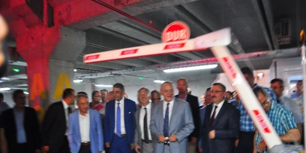 Manisa’daki Otopark Sıkıntısı Adım Adım Aşılıyor