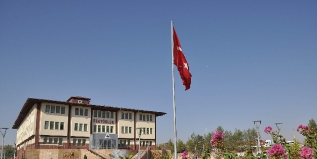 Adıyaman Üniversitesi Temel Atma Törenine Hazırlanıyor
