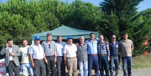 Mhp’li Karakoç, Eylemci İşçileri Ziyaret Etti