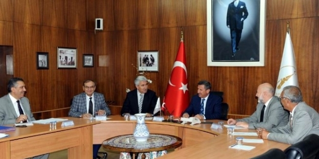 Frigküm Yönetimi Kütahya’da Toplandı
