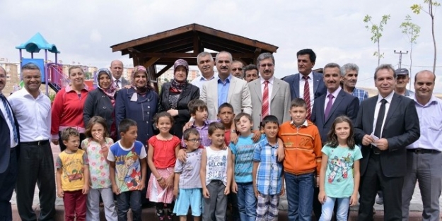 Sivas Belediyesi 10 Yeni Park Yaptı