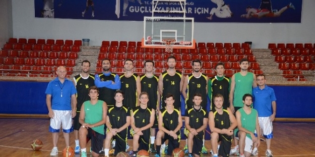 Düzce Belediyespor Basketbol Takımı Transferleri Bitirdi