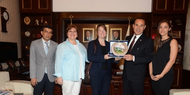 Başkan Sözlü’ye, Engellilerle İlgili Abd Projesi Sunuldu