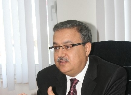 Vali Su, “birinci Şart Eğitim”