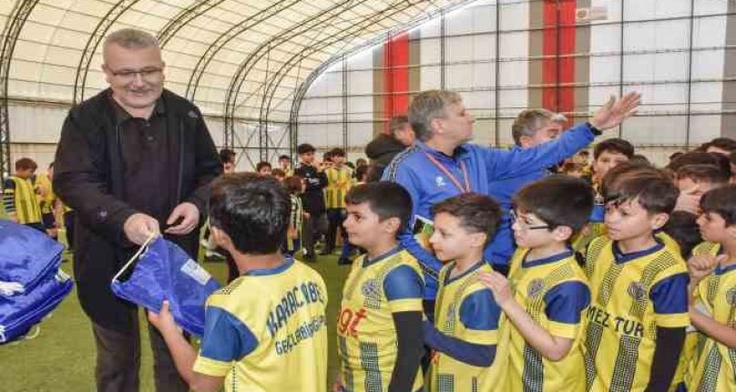 Karacabey'de spora destekler çığ gibi