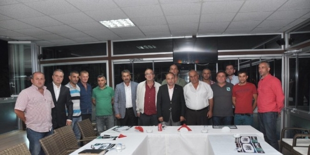 Başkan Üzülmez Dağ Yolu Esnafıyla Buluştu
