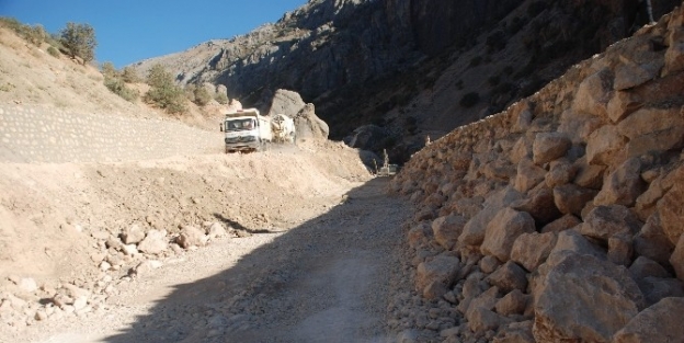 Nemrut Dağına 2015 Yılından İtibaren Kralların Kullandığı Tarihi Yoldan Çikilacak