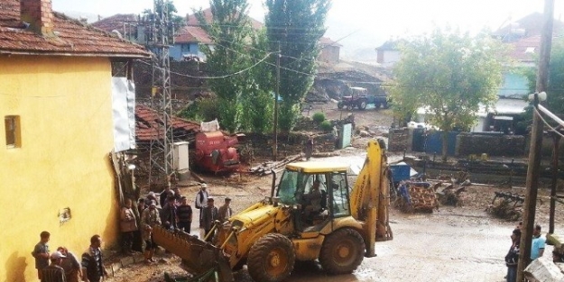 Manisa Afyonkarahisarlılar Derneği’nden ’sel’ Açıklaması