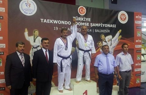 Enver Nazlı Taekwondo Poomsae Şampiyonasinda Türkiye 2. Oldu