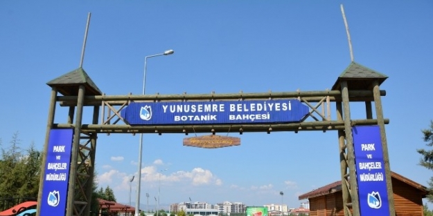 Yunusemre Botanik Park Spora Hazır