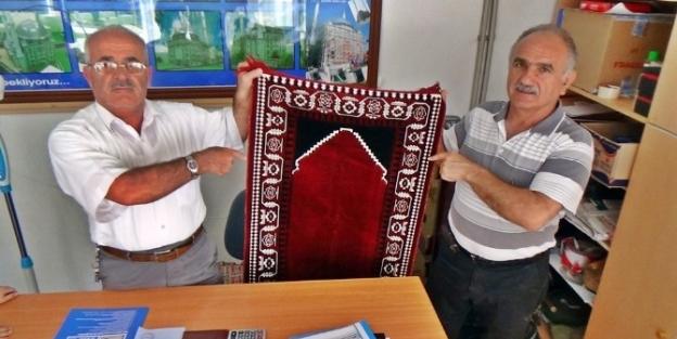 Camiye Yardım Kampanyası: “senin De Bir Seccaden Olsun”