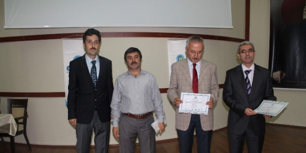 Çevre İçin Öğrenci Olan Öğretmenler Sertifikalarını Aldılar