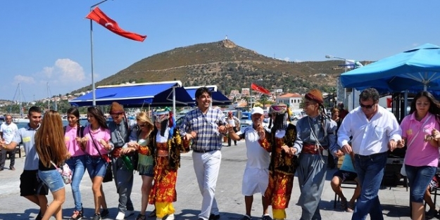 Foça’da Festival Coşkusu Başladı