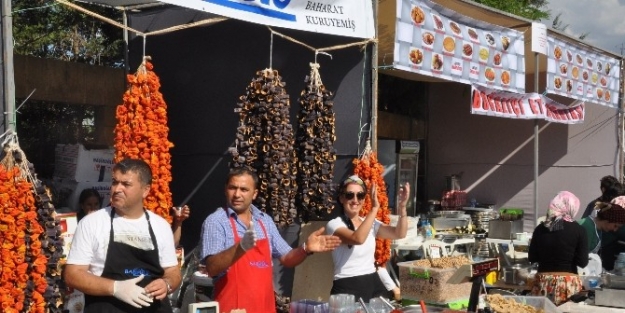İstanbul 20 Eylül Özgürlük Parkı Gaziantepliler Şenliğine Odaklandı