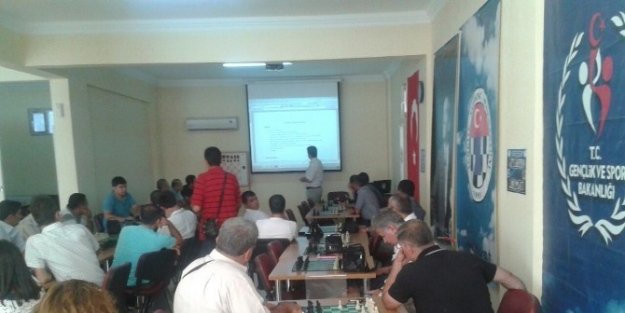 Satranç Hizmet İçi Eğitim Çalişmasi Tamamlandı