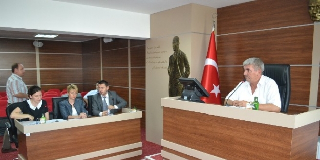 Kapaklı Belediye Meclisi’nde Komisyon Raporları Karara Bağlandı