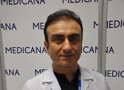 Ağır Okul Çantasi Omurga Eğriliğine Yol Açıyor