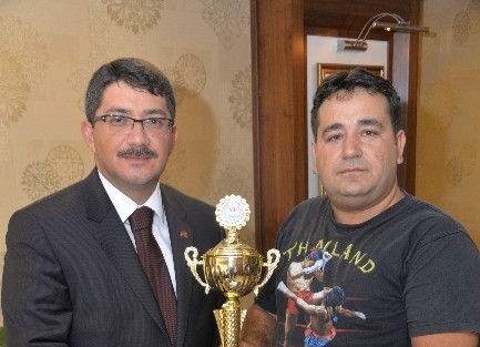 Şehzadeler Kupaya Doymuyor