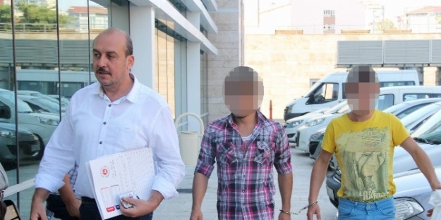 Bıçakla Yaralama Şüphelileri Adliyede