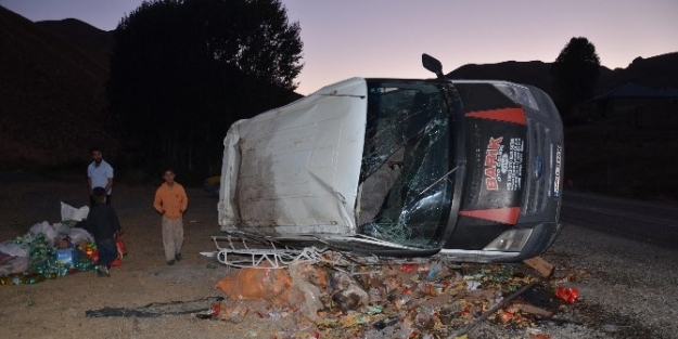 Yüksekova’da Trafik Kazası: 6 Yaralı