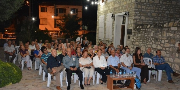 Cumhuriyet Çinari Urla’da Anıldı