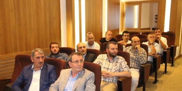 Tavuk Yetiştiricileri Birlik Oluyor