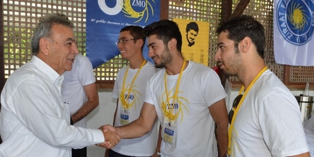Kocaoğlu, Ziraat Fakültesi Öğrencilerine Seslendi: