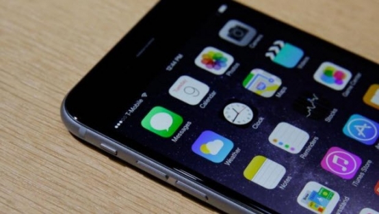 iPhone 6 Plus'ı bekleyenlere kötü haber