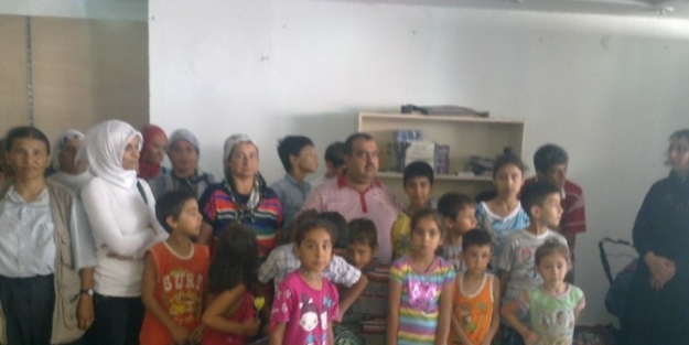 600 Öğrenciye Kırtasiye Yardımı