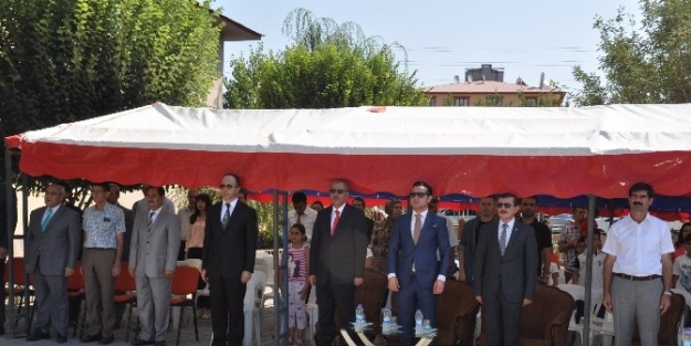 Iğdir’da İlk Ders Zili Çaldi
