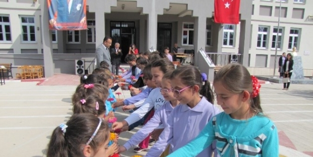 Hisarcık’ta İlköğretim Haftası Kutlamaları