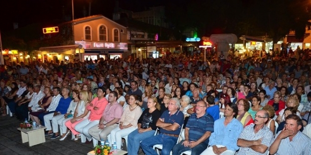 ’karantinalı Despina’ Müzikali Foça’da