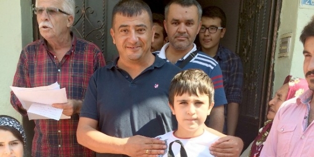 Uşak’ta 250 Öğrenciye Eğitim Desteği Verildi