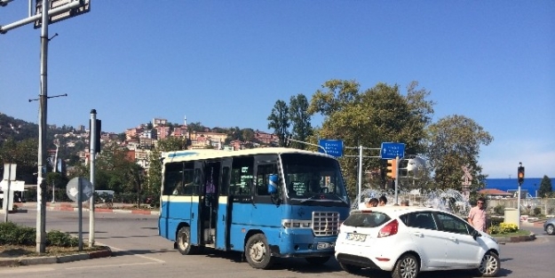 Çalişmayan Trafik Lambaları Kazaya Neden Oldu