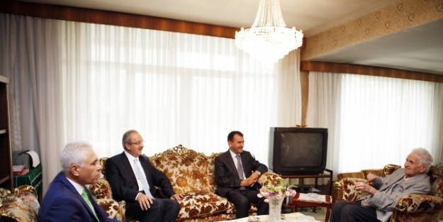 Prof. Dr. Hamza Eroğlu’nun Kitap Koleksiyonu Adana Btü’de