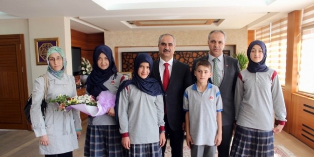 Öğrencilerden Başkan Aydın’a Ziyaret