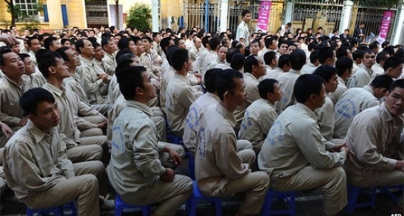 400'de fazla uyuşturucu bağımlısı hastaneden firar etti