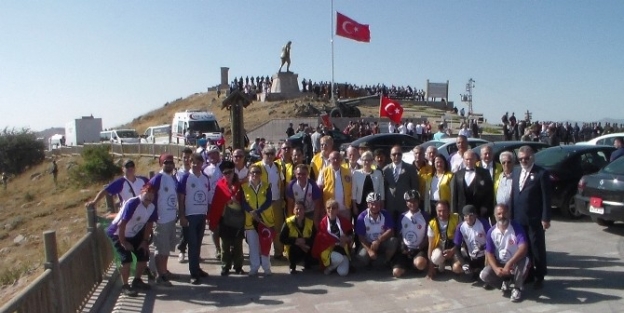 "büyük Taarruz"u Pedal Basarak Kutladılar