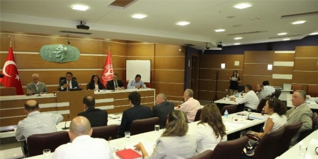 Bornova’nın Stratejik Planı Oybirliği İle Kabul Edildi