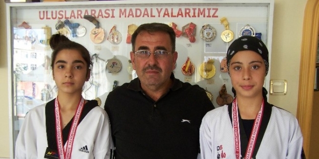 Beyşehirli Minik Sporcuların Türkiye Şampiyonluğu Sevindirdi